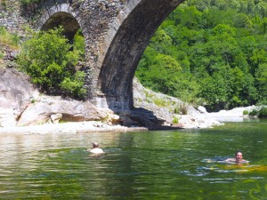Baignade en rivière Monts d'Ardèche